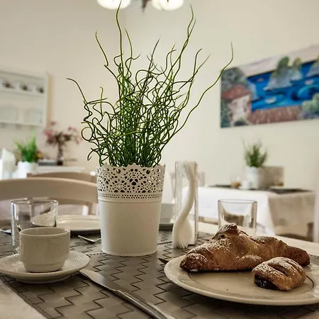 Ciuri Ciuri Bed and breakfast 4*